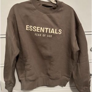 NEW ESSENTIALS KIDS SIZE!